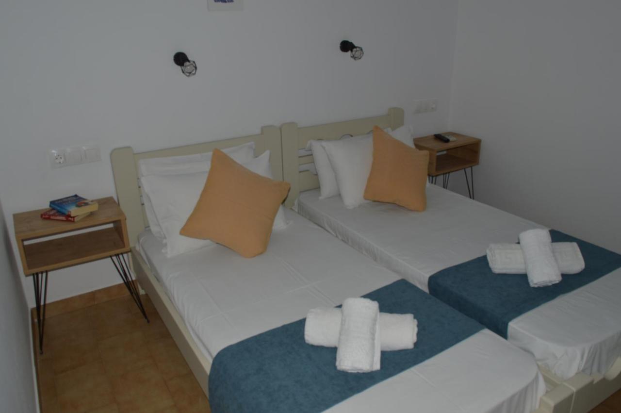 Pansion Katerina Hotel Скиатос Екстериор снимка