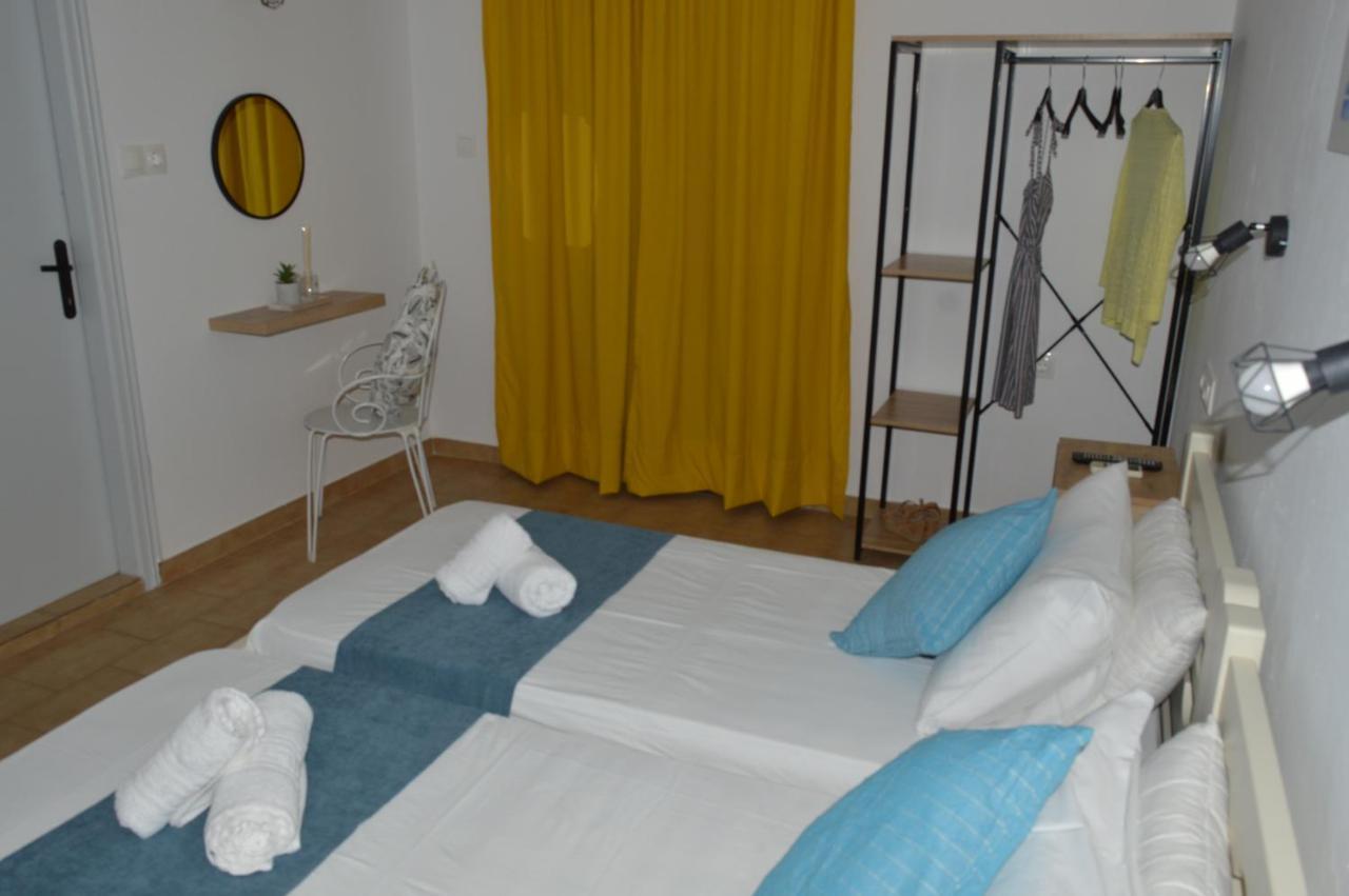 Pansion Katerina Hotel Скиатос Екстериор снимка